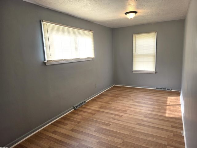 3471 Los Angeles Avenue, Warren, MI 48091