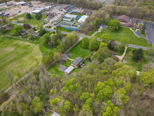 10477 S Sprinkle Road, Pavilion Twp, MI 49097
