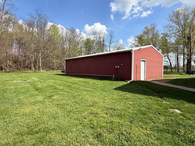10477 S Sprinkle Road, Pavilion Twp, MI 49097