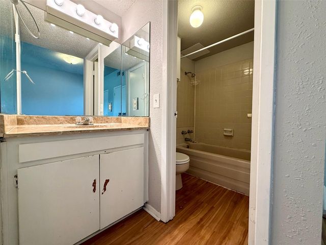 3000 Guadalupe ST 103, Austin, TX 78705