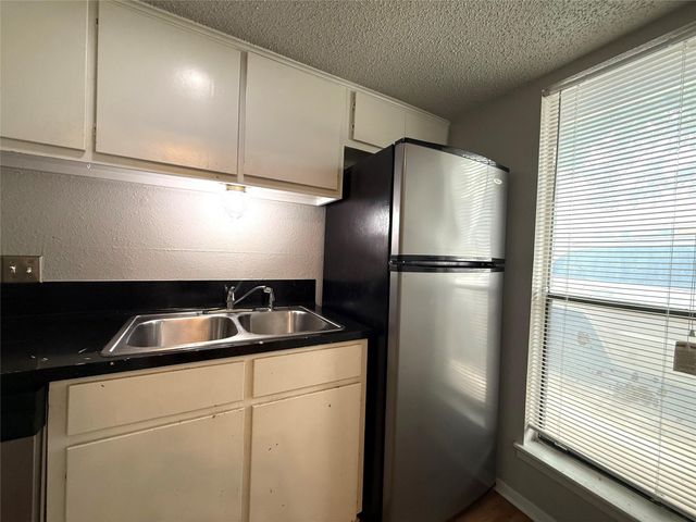 3000 Guadalupe ST 103, Austin, TX 78705