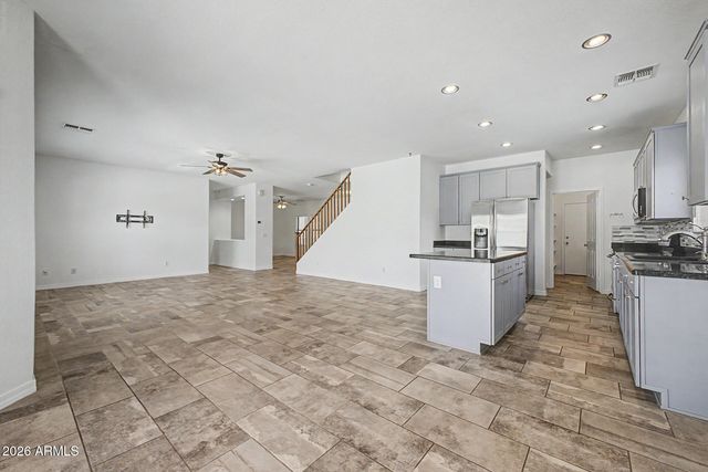 9054 E ORO Avenue, Mesa, AZ 85212