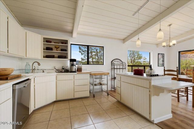 465 Concho Drive, Sedona, AZ 86351