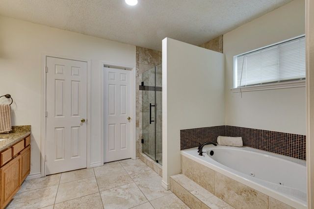 2107 Clearwater Trail, Carrollton, TX 75010