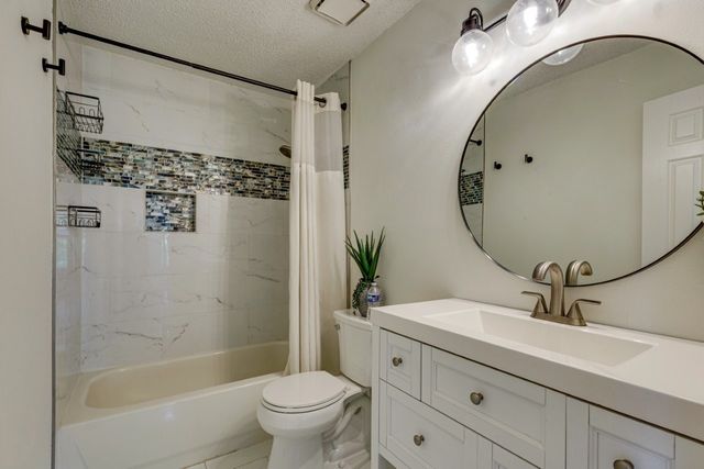 2107 Clearwater Trail, Carrollton, TX 75010