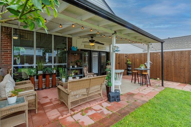 2107 Clearwater Trail, Carrollton, TX 75010