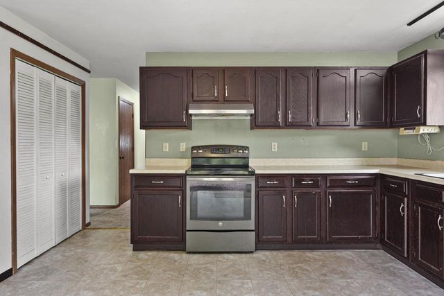 2313 Muir Field Road, Madison, WI 53719