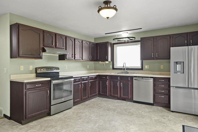 2313 Muir Field Road, Madison, WI 53719