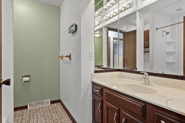 2313 Muir Field Road, Madison, WI 53719
