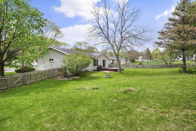 2313 Muir Field Road, Madison, WI 53719