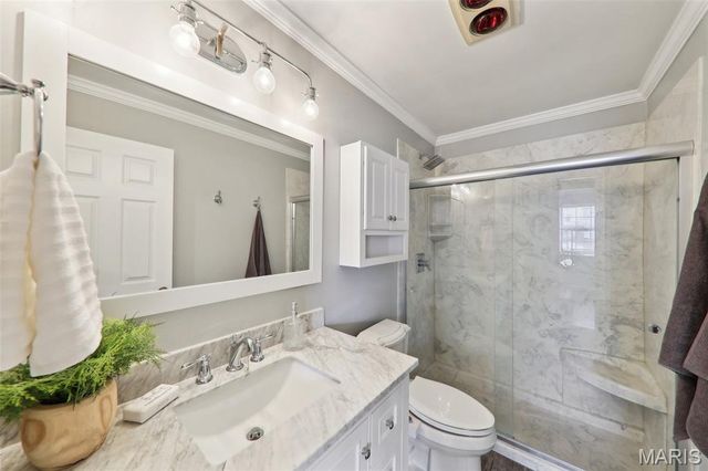 8854 Flamingo Court, St Louis, MO 63144