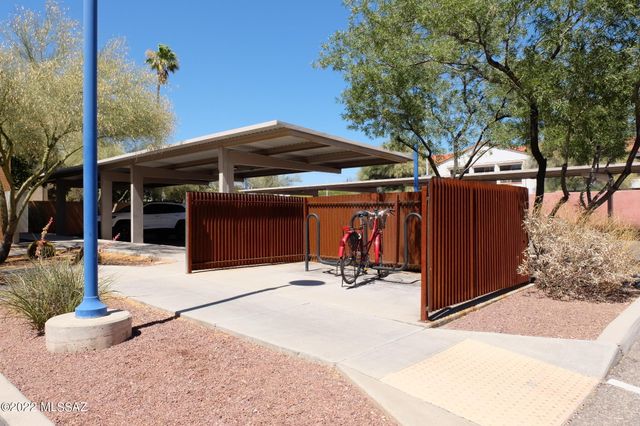 420 S 6th Ave Apt 201, Tucson, AZ 85701