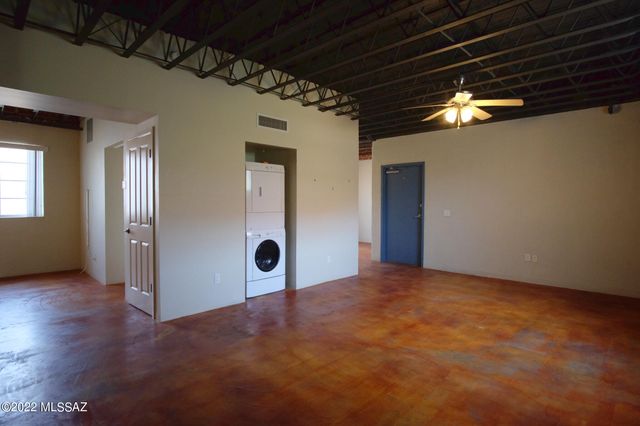 420 S 6th Ave Apt 201, Tucson, AZ 85701