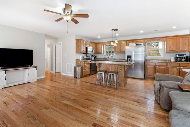 1009 White Oak Road NW, Cleveland, TN 37312