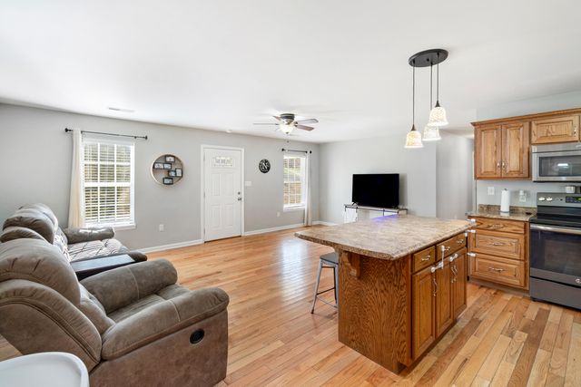 1009 White Oak Road NW, Cleveland, TN 37312