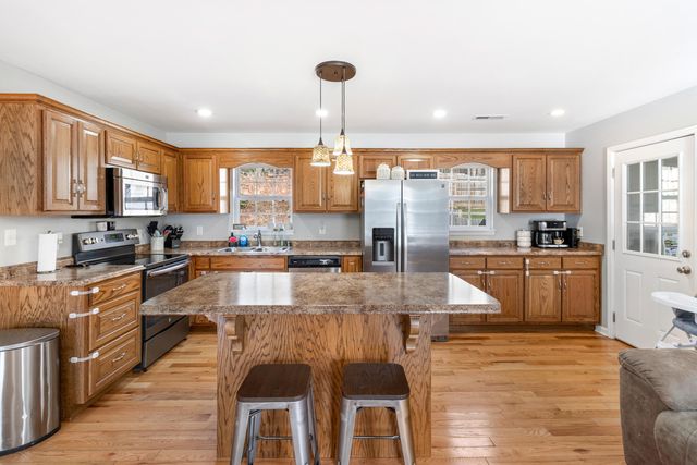 1009 White Oak Road NW, Cleveland, TN 37312