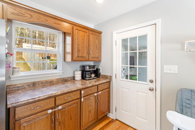 1009 White Oak Road NW, Cleveland, TN 37312