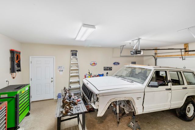 1009 White Oak Road NW, Cleveland, TN 37312