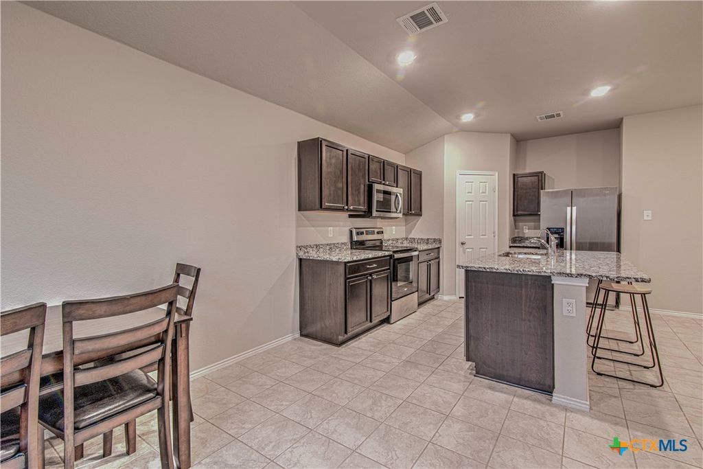 Image 12 of property listing at 5100 Brody Drive, Killeen, TX 76549