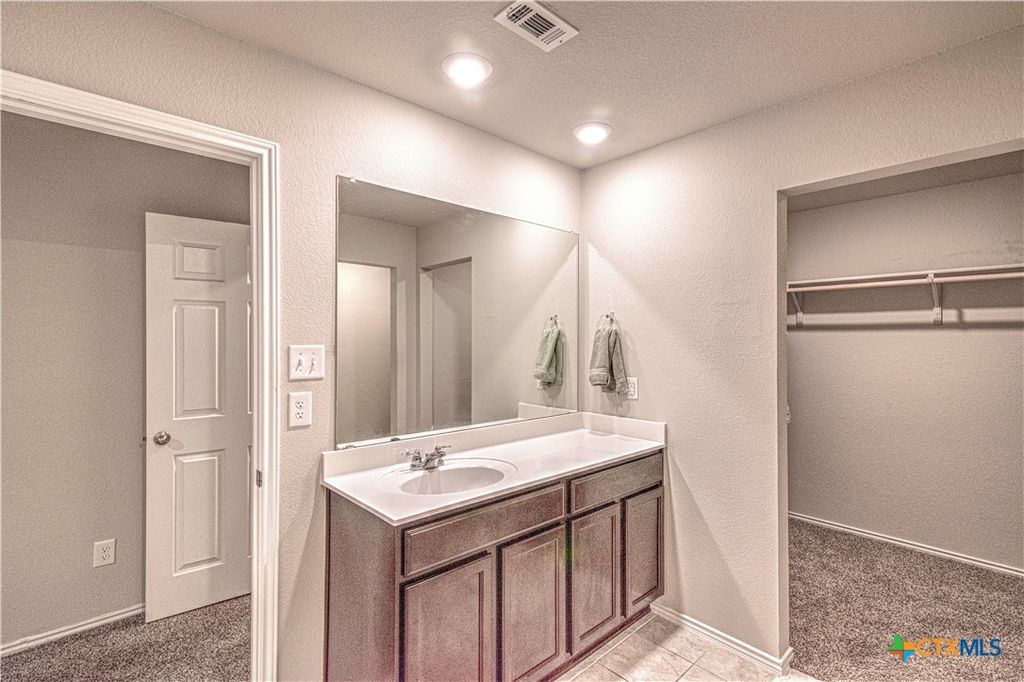 Image 19 of property listing at 5100 Brody Drive, Killeen, TX 76549