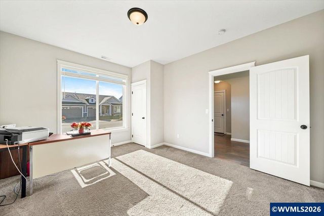 2105 NE Summit Dr, Albany, OR 97321