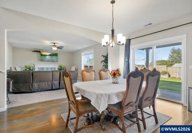 2105 NE Summit Dr, Albany, OR 97321