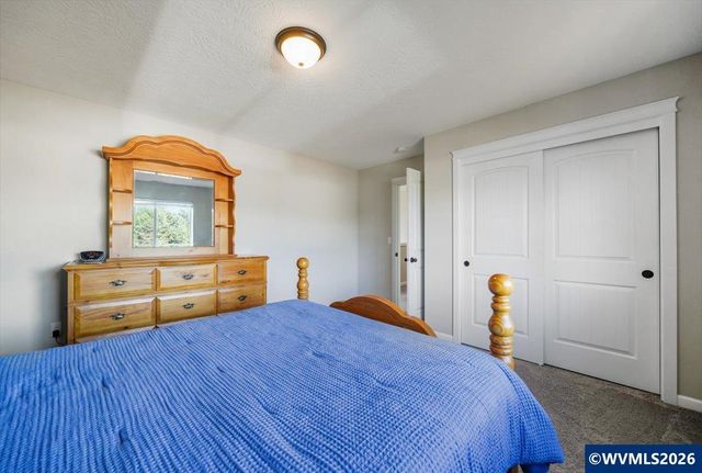 2105 NE Summit Dr, Albany, OR 97321