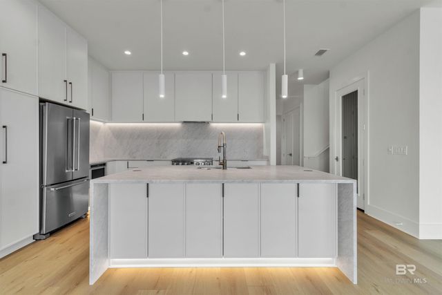 411 Beacon Lane, Gulf Shores, AL 36542