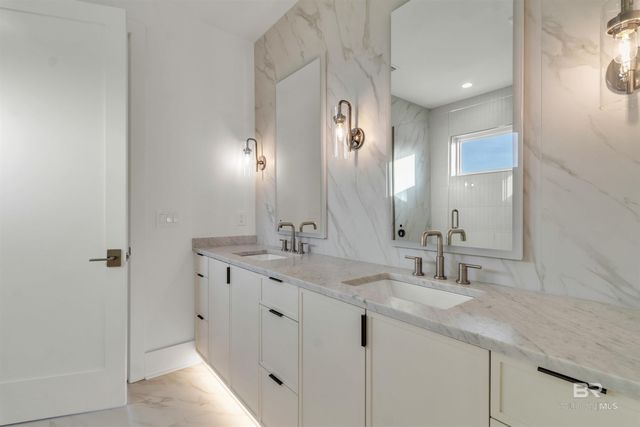 411 Beacon Lane, Gulf Shores, AL 36542