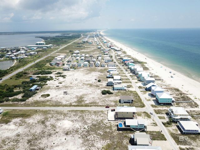 411 Beacon Lane, Gulf Shores, AL 36542