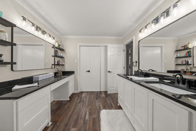 506 E Avenue G, Valley Mills, TX 76689