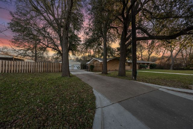 506 E Avenue G, Valley Mills, TX 76689