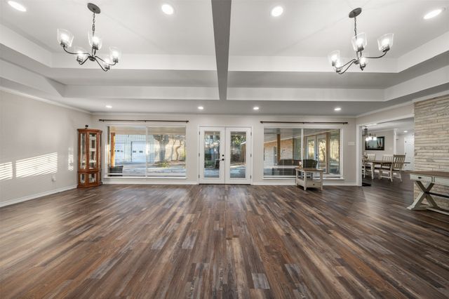 506 E Avenue G, Valley Mills, TX 76689