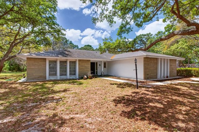 13222 98TH AVENUE, Seminole, FL 33776