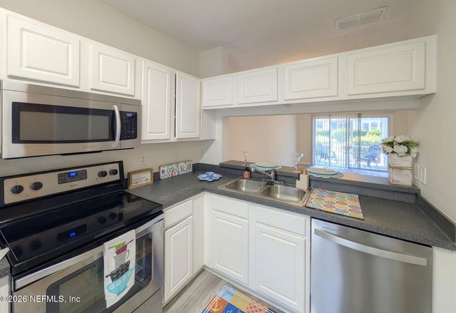 12311 KENSINGTON LAKES Drive 2102, Jacksonville, FL 32246