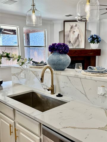 2208 Sheldon Drive, Mckinney, TX 75072