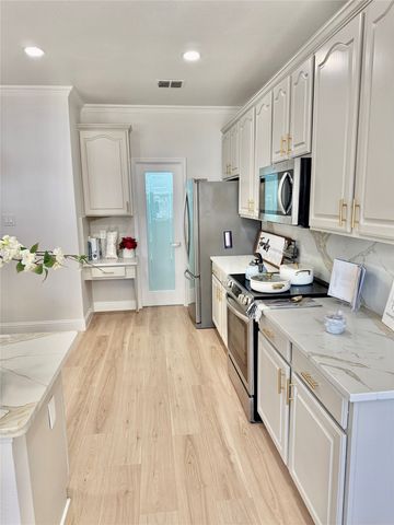 2208 Sheldon Drive, Mckinney, TX 75072