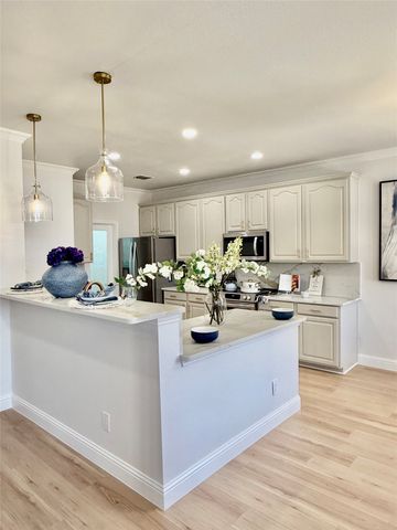 2208 Sheldon Drive, Mckinney, TX 75072