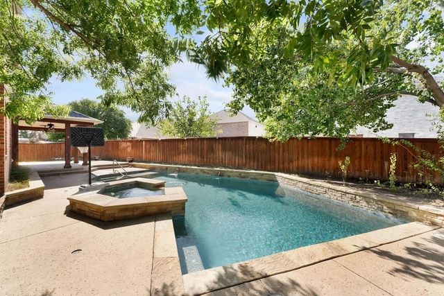 2208 Sheldon Drive, Mckinney, TX 75072