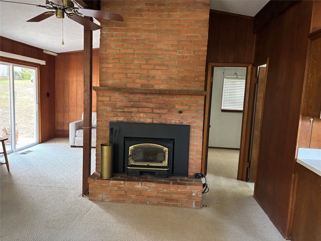 105 Still Harbor Circle, Tool, TX 75143