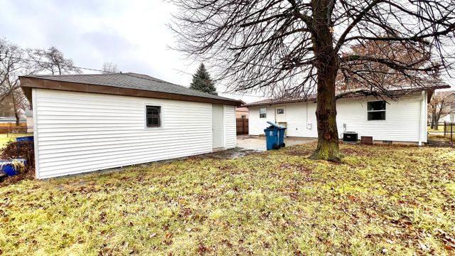 859 Foran Lane, Aurora, IL 60506