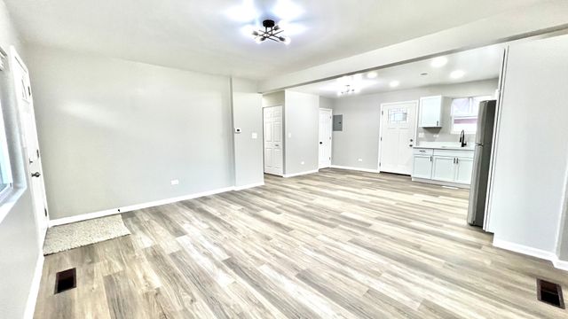 859 Foran Lane, Aurora, IL 60506