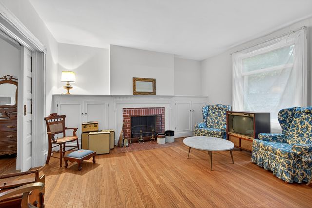 505 W 2nd Street, Paris, KY 40361