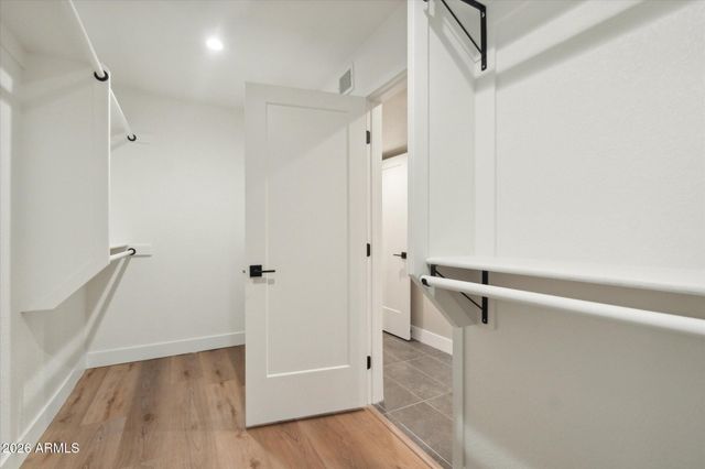 8882 N 82ND Lane, Scottsdale, AZ 85258