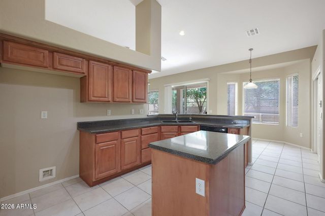 7632 E SNOWDON Circle, Mesa, AZ 85207