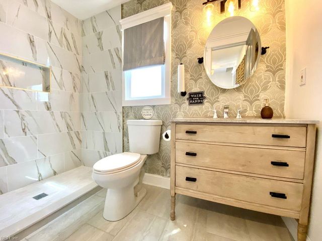 2384 Upper Greens PL, Virginia Beach, VA 23456