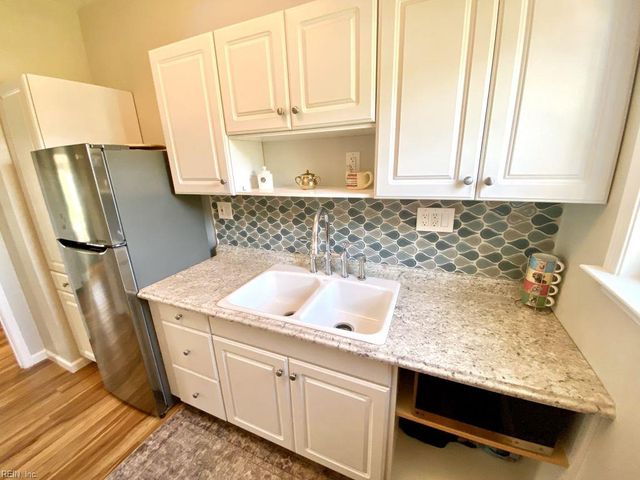 2384 Upper Greens PL, Virginia Beach, VA 23456