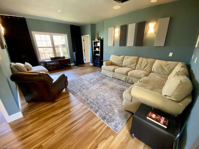 2384 Upper Greens PL, Virginia Beach, VA 23456