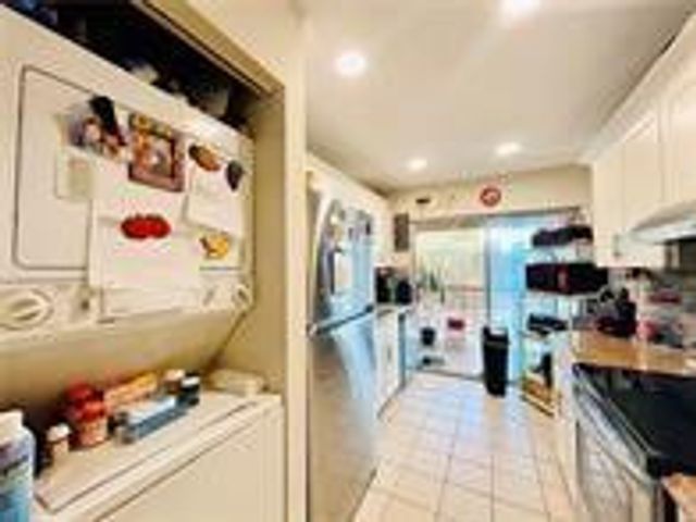 2800 Riverside Drive 203, Coral Springs, FL 33065