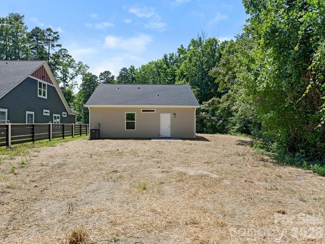 4470 Kingsbury Road, Midland, NC 28107